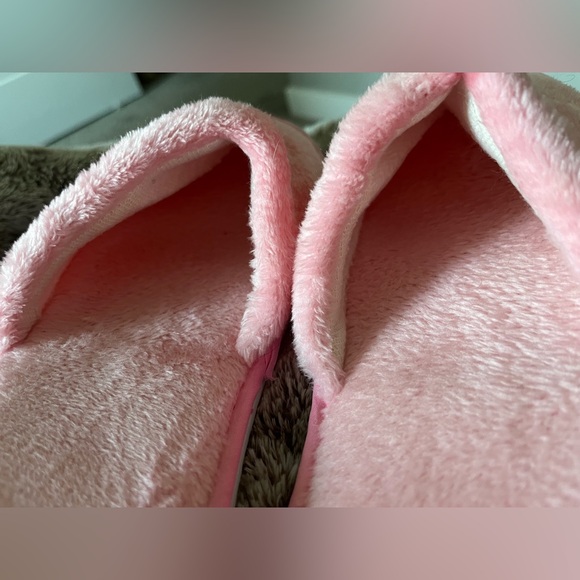 Pink Spa Bath Slippers - Picture 3 of 3